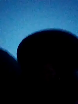 Snapshot of Mamapm20 chatting on 10/05/25, 11:12 Mamapm20 online show from 10/05/25, 11:12