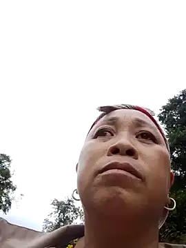 Snapshot of Mamapm20 chatting on 10/16/25, 01:36 Mamapm20 online show from 10/16/25, 01:36