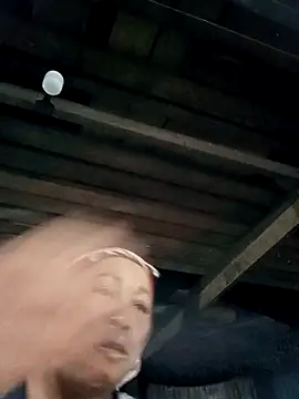 Snapshot of Mamapm20 chatting on 09/19/25, 12:31 Mamapm20 online show from 09/19/25, 12:31