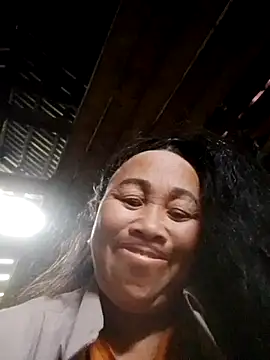 Snapshot of Mamapm20 chatting on 12/04/25, 08:46 Mamapm20 online show from 12/04/25, 08:46