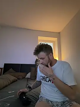 jarda94cz online show from 03/28/26, 04:57