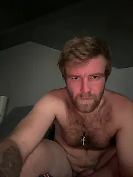 Snapshot of jarda94cz chatting on 10/15/25, 06:22 jarda94cz online show from 10/15/25, 06:22