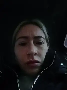 Reina Cummings online show from 11/23/25, 05:28