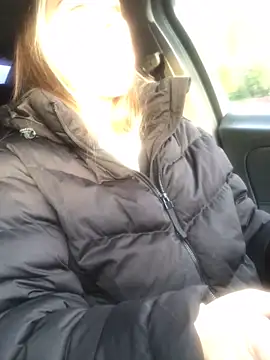 Reina Cummings online show from 10/05/25, 05:09