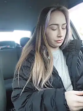 Reina Cummings online show from 03/13/26, 06:07