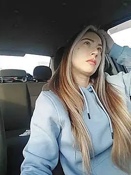 Reina Cummings online show from 03/05/26, 06:21