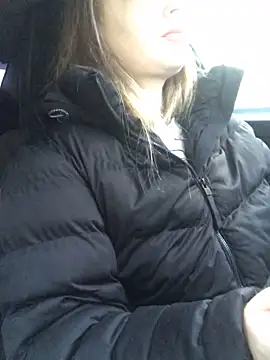 Reina Cummings online show from 10/09/25, 04:57