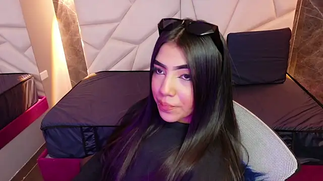 Snapshot of aysel_27 chatting on 10/08/25, 09:37 aysel 27 online show from 10/08/25, 09:37