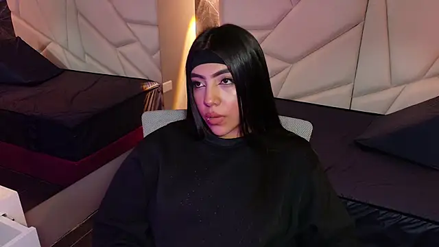 Snapshot of aysel_27 chatting on 10/05/25, 09:27 aysel 27 online show from 10/05/25, 09:27