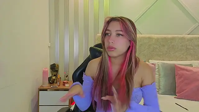 nami sweet  online show from 10/24/25, 11:42