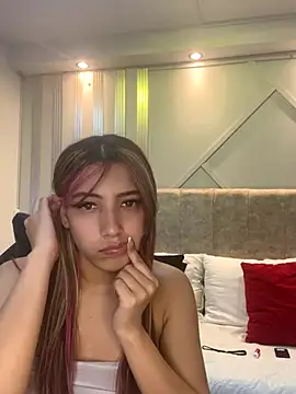 nami sweet  online show from 10/14/25, 12:28