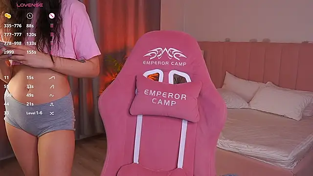 LilLisa online show from 03/26/26, 03:54