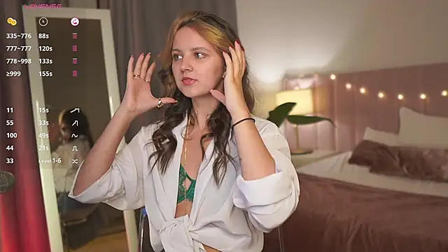 LilLisa online show from 10/02/25, 04:54