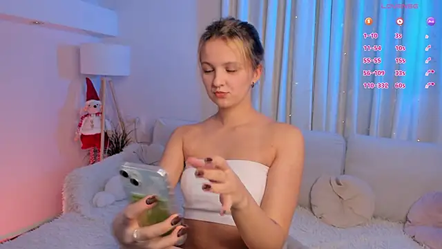 LilLisa online show from 11/19/25, 04:18