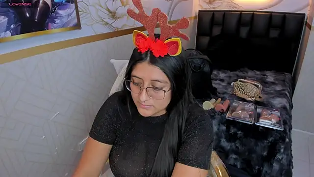 megann  up online show from 12/21/25, 08:31