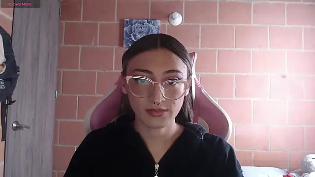 Andrea camilaaa online show from 02/16/26, 02:59