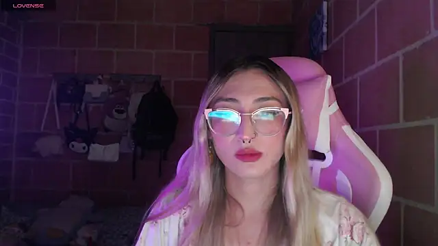 Andrea camilaaa online show from 07/24/26, 05:36