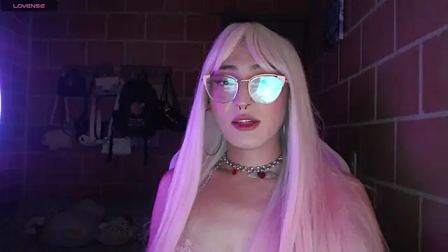 Andrea camilaaa online show from 08/06/26, 11:11