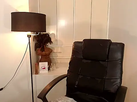 Snapshot of Sophialust444 chatting on 02/25/26, 01:28 Sophialust444 online show from 02/25/26, 01:28