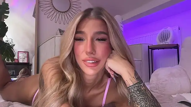 KENNIEXROSE online show from 03/05/26, 10:48