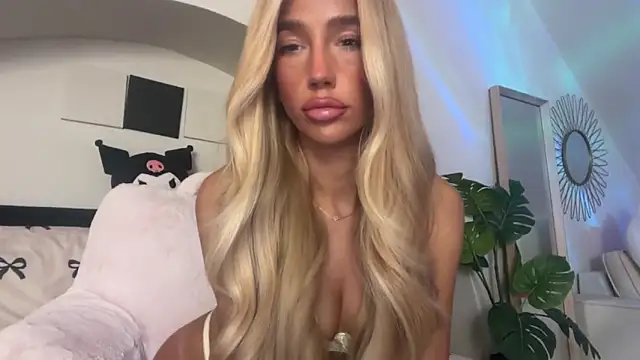 KENNIEXROSE online show from 03/25/26, 10:19