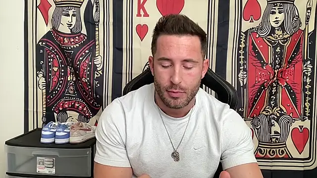 brettmycles28 online show from 11/07/25, 06:12