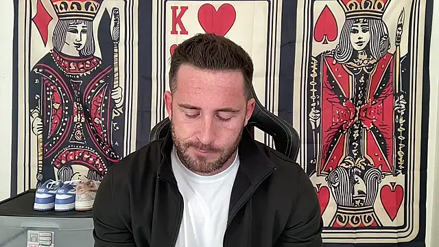 brettmycles28 online show from 11/05/25, 03:59