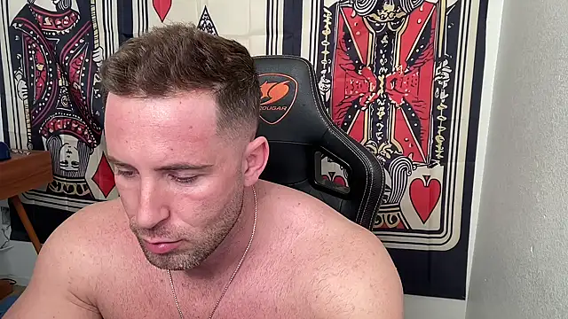 brettmycles28 online show from 12/19/25, 06:21