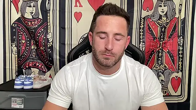 brettmycles28 online show from 11/06/25, 05:11