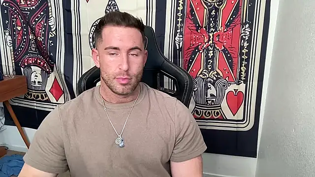 brettmycles28 online show from 12/21/25, 07:26