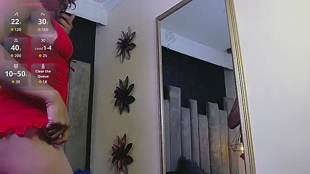 Snapshot of MisRoos chatting on 02/27/26, 01:55 MisRoos online show from 02/27/26, 01:55