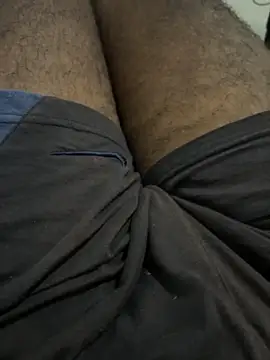 Snapshot of bigDick_000610 chatting on 05/15/26, 06:17 bigDick 000610 online show from 05/15/26, 06:17