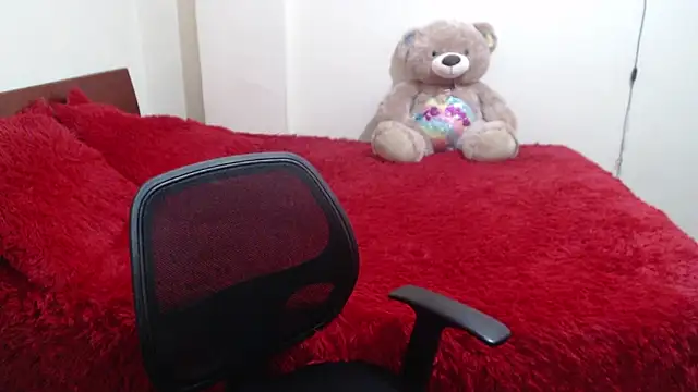 Snapshot of ruby_sky69 chatting on 01/05/26, 06:33 ruby sky69 online show from 01/05/26, 06:33