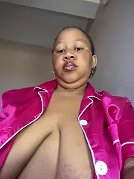 Snapshot of Yellowriider chatting on 04/04/26, 05:25 Yellowriider online show from 04/04/26, 05:25