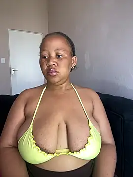 Snapshot of Yellowriider chatting on 04/03/26, 06:53 Yellowriider online show from 04/03/26, 06:53