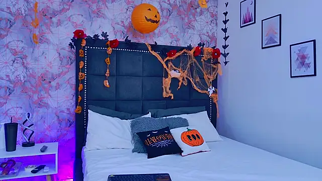 Angelique Angell online show from 10/24/25, 07:35