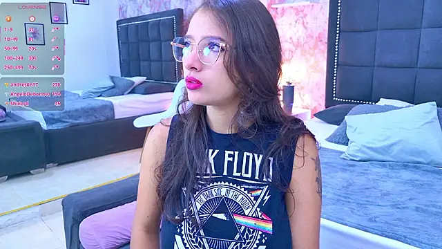 Angelique Angell online show from 03/11/26, 07:52