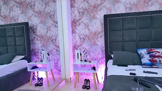 Angelique Angell online show from 01/09/26, 07:43