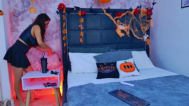 Angelique Angell online show from 10/25/25, 07:47