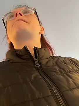 raen001 online show from 09/10/25, 08:02