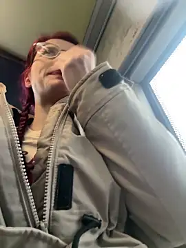 Snapshot of raen001 chatting on 02/02/26, 08:57 raen001 online show from 02/02/26, 08:57