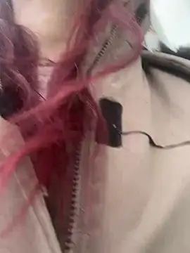 Snapshot of raen001 chatting on 02/24/26, 09:21 raen001 online show from 02/24/26, 09:21