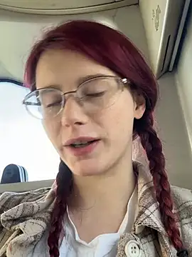 Snapshot of raen001 chatting on 02/25/26, 08:58 raen001 online show from 02/25/26, 08:58