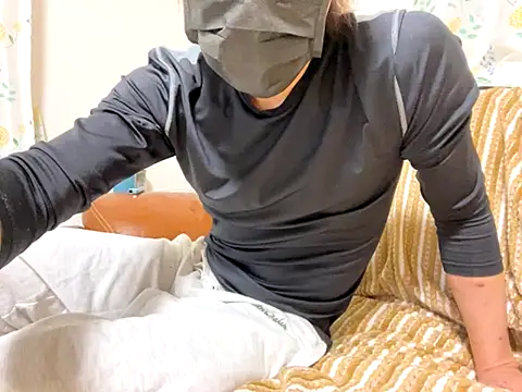 CAMEL1913 online show from 11/22/25, 05:23