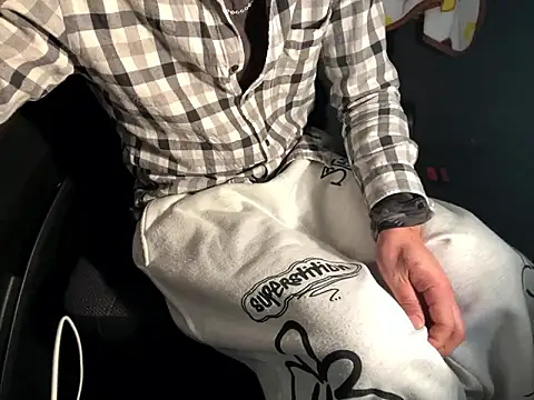 CAMEL1913 online show from 11/15/25, 05:17