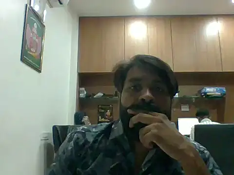 Snapshot of autophile-indian chatting on 05/23/26, 11:31 autophile-indian online show from 05/23/26, 11:31