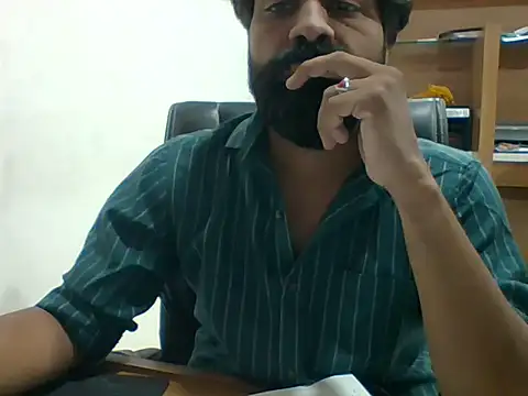 Snapshot of autophile-indian chatting on 06/19/26, 06:08 autophile-indian online show from 06/19/26, 06:08