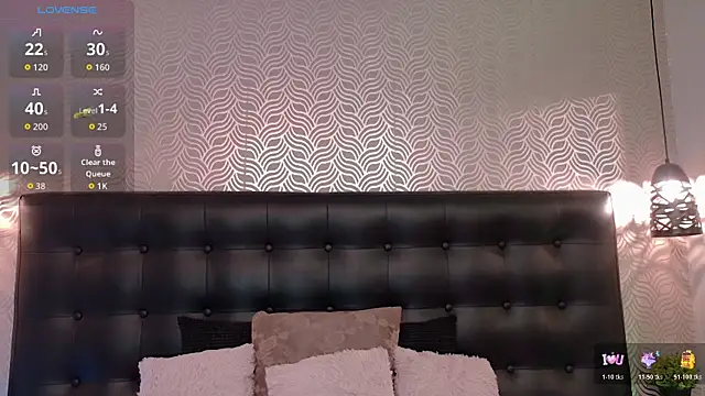 Snapshot of Sharonevanss_ chatting on 04/23/26, 08:21 Sharonevanss online show from 04/23/26, 08:21
