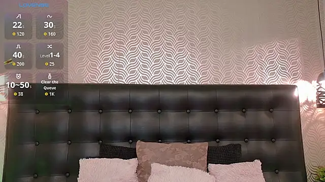 Snapshot of Sharonevanss_ chatting on 02/11/26, 08:31 Sharonevanss online show from 02/11/26, 08:31