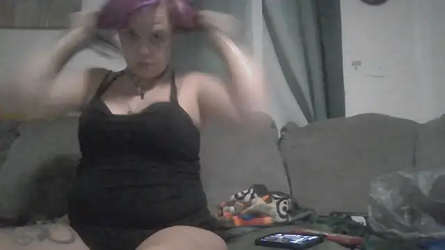 Snapshot of TWiSTYTheTwizted chatting on 07/14/26, 06:25 TWiSTYTheTwizted online show from 07/14/26, 06:25